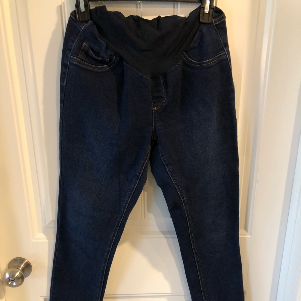Jessica Simpson maternity jeans